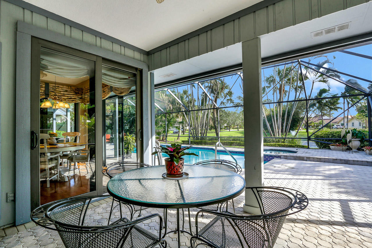 19989 Wilkinson Leas Road Tequesta, FL 33469 - Photo 25 of 40 19989 Wilkinson Leas Rd-print-029-39-Pat