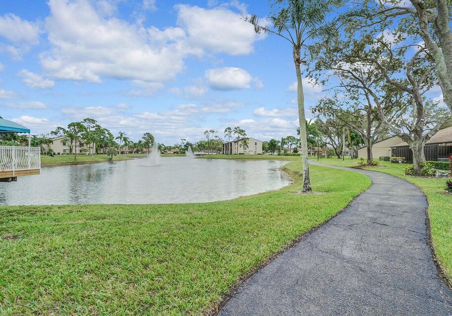 540 Shady Pine Way, Unit B Greenacres, FL 33415 - Photo 30 of 30 Community Walking Path