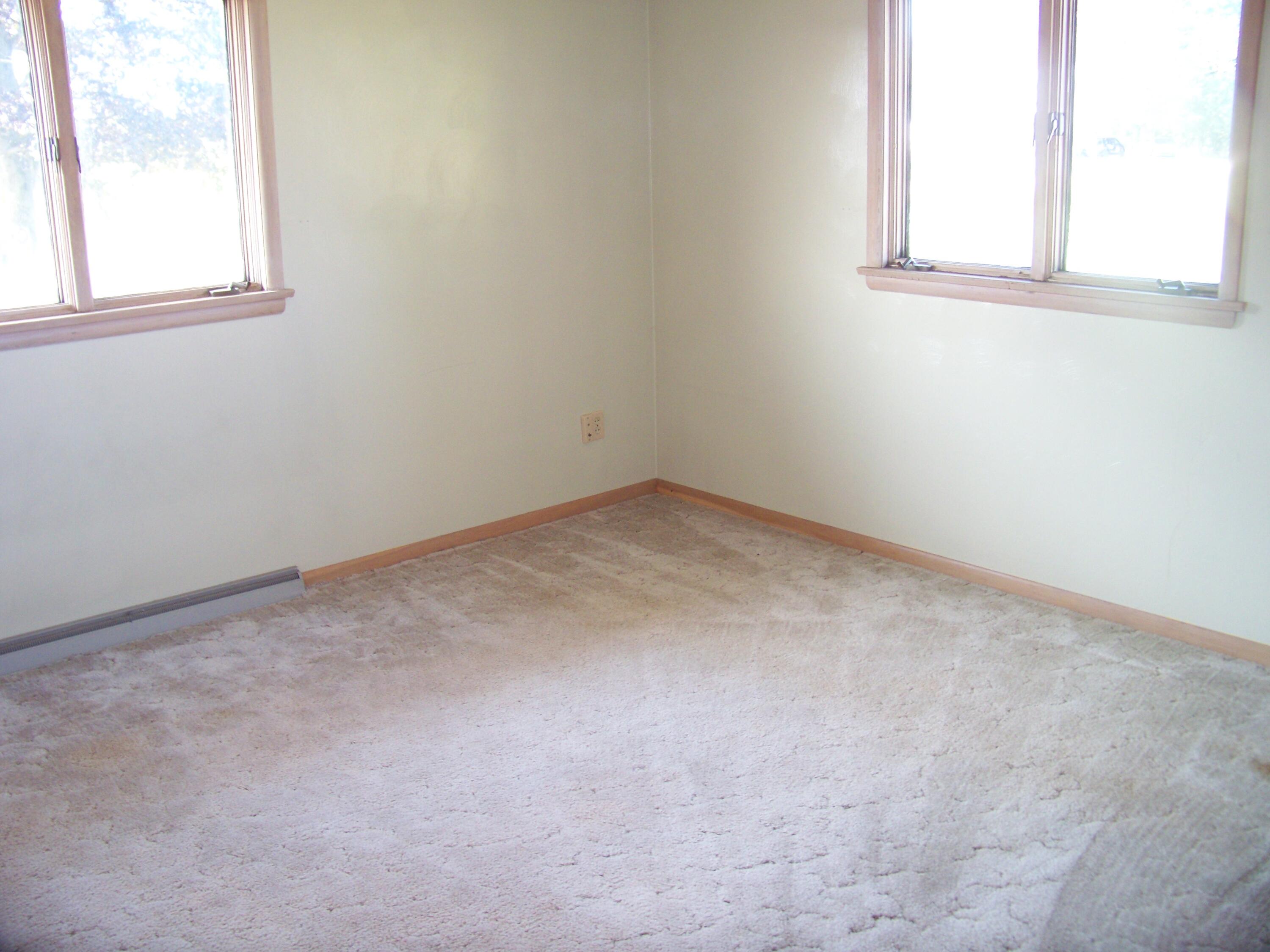 3373 Baseline Road Gobles, MI 49055 - Photo 12 of 22 100_8592