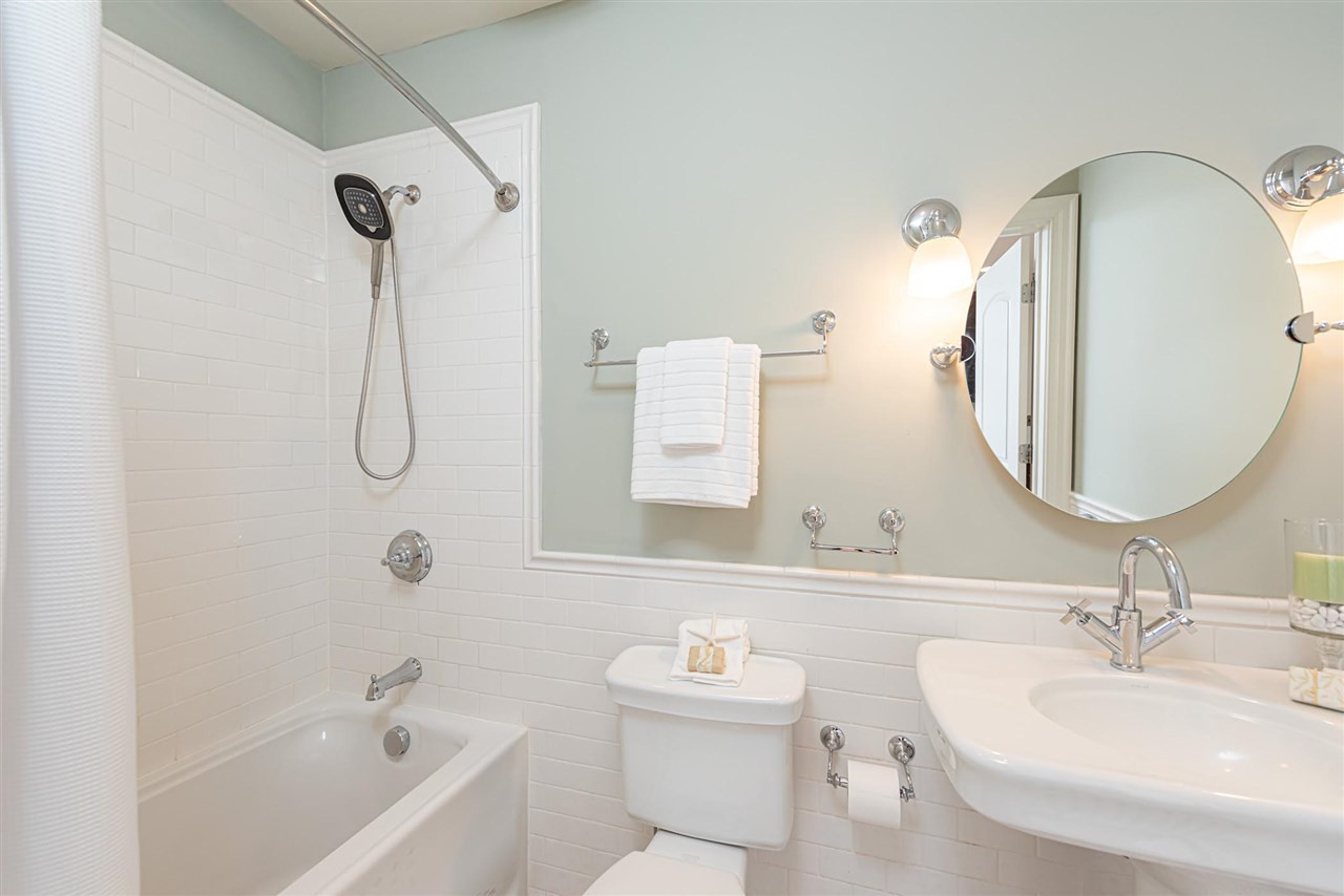 710 Independence Place, Unit 304 Raleigh, NC 27603 - Photo 23 of 30 Photo 23