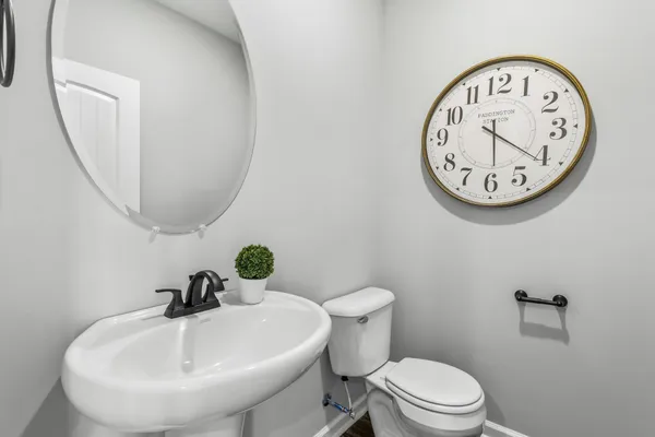 $1,180 | 1115 Hillwood Drive, Unit F4, Clarksville, TN 37040