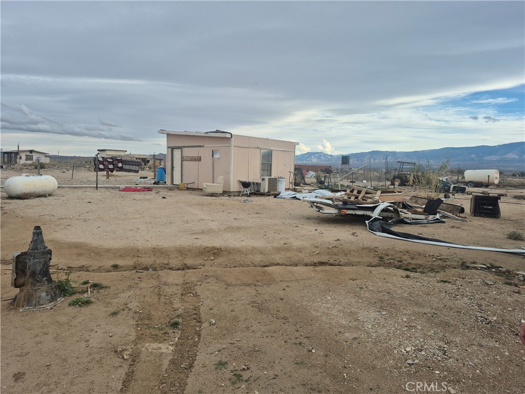 34143 Northside Road Lucerne Valley, CA 92356 - Photo 3 of 5 a view of car parking