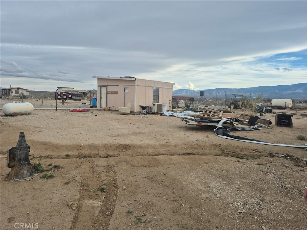 34143 Northside Road Lucerne Valley, CA 92356 - Photo 4 of 5 a view of car parking