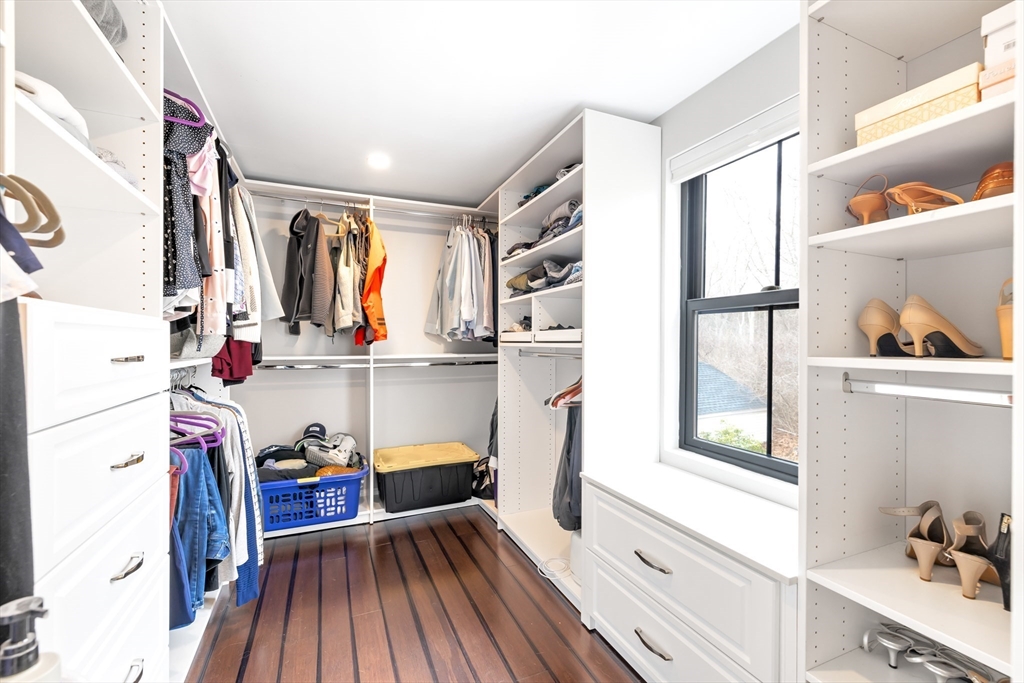 36 Fisher Road Southborough, MA 01772 - Photo 21 of 40 Gallery Image 21