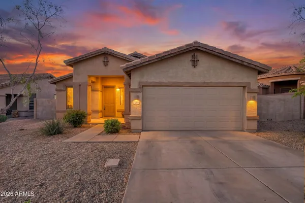 $379,900 | 17558 West Lavender Lane, Goodyear, AZ 85338