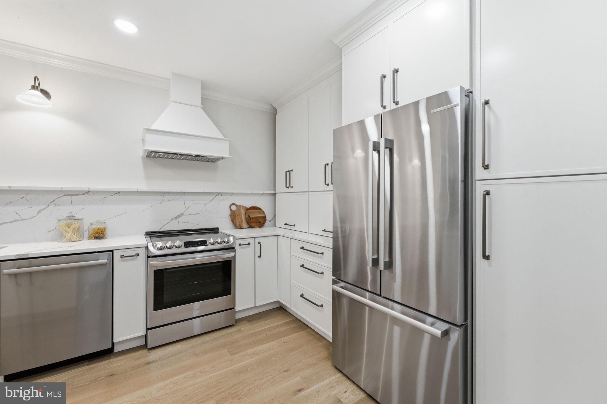 3287 Sutton Place Northwest, Unit D Washington, DC 20016 - Photo 54 of 95