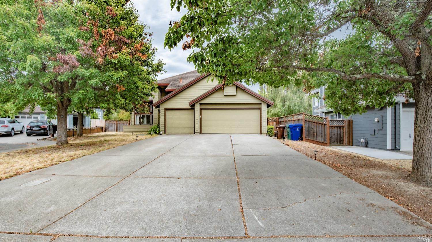 2936 Von Doolen Court, Pinole, CA 94564 Compass