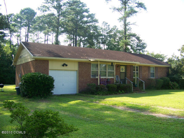 124 Queens Road Hubert, NC 28539 - Photo 1 of 5 124 Queens Road