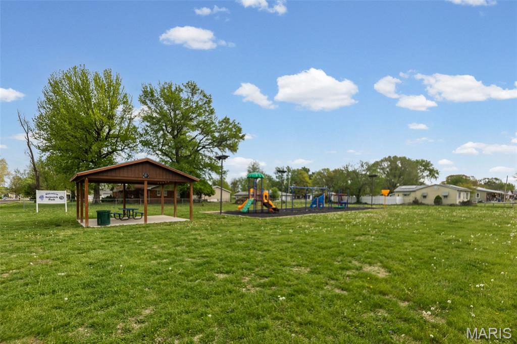 711 Missouri Avenue South Roxana, IL 62087 - Photo 26 of 29