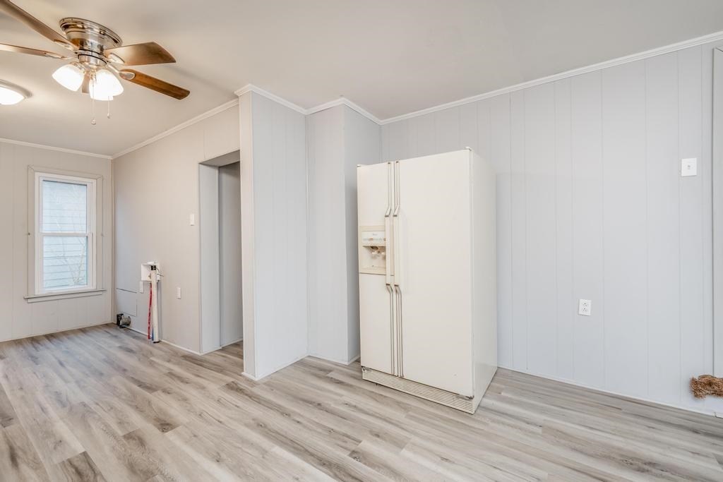 1808 Loomis Street Winfield, KS 67156 - Photo 14 of 36