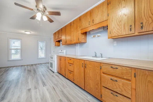 $89,900 | 1808 Loomis Street, Winfield, KS 67156