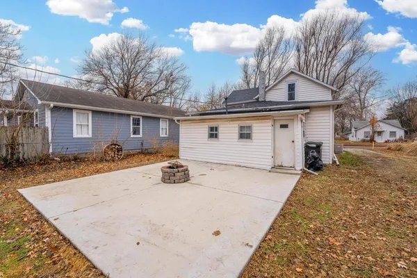 $89,900 | 1808 Loomis Street, Winfield, KS 67156