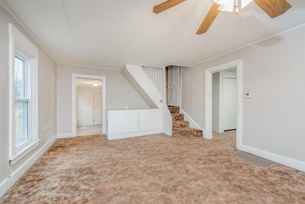 1808 Loomis Street Winfield, KS 67156 - Photo 10 of 36