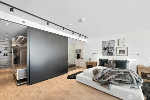 $959,950 | 2717 Western Avenue, Unit PH04, Seattle, WA 98121