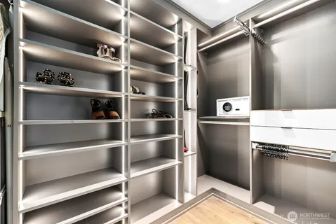 $959,950 | 2717 Western Avenue, Unit PH04, Seattle, WA 98121