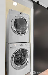 $959,950 | 2717 Western Avenue, Unit PH04, Seattle, WA 98121