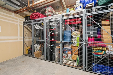 $959,950 | 2717 Western Avenue, Unit PH04, Seattle, WA 98121