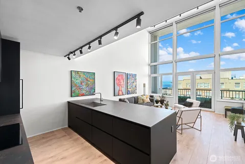 $959,950 | 2717 Western Avenue, Unit PH04, Seattle, WA 98121