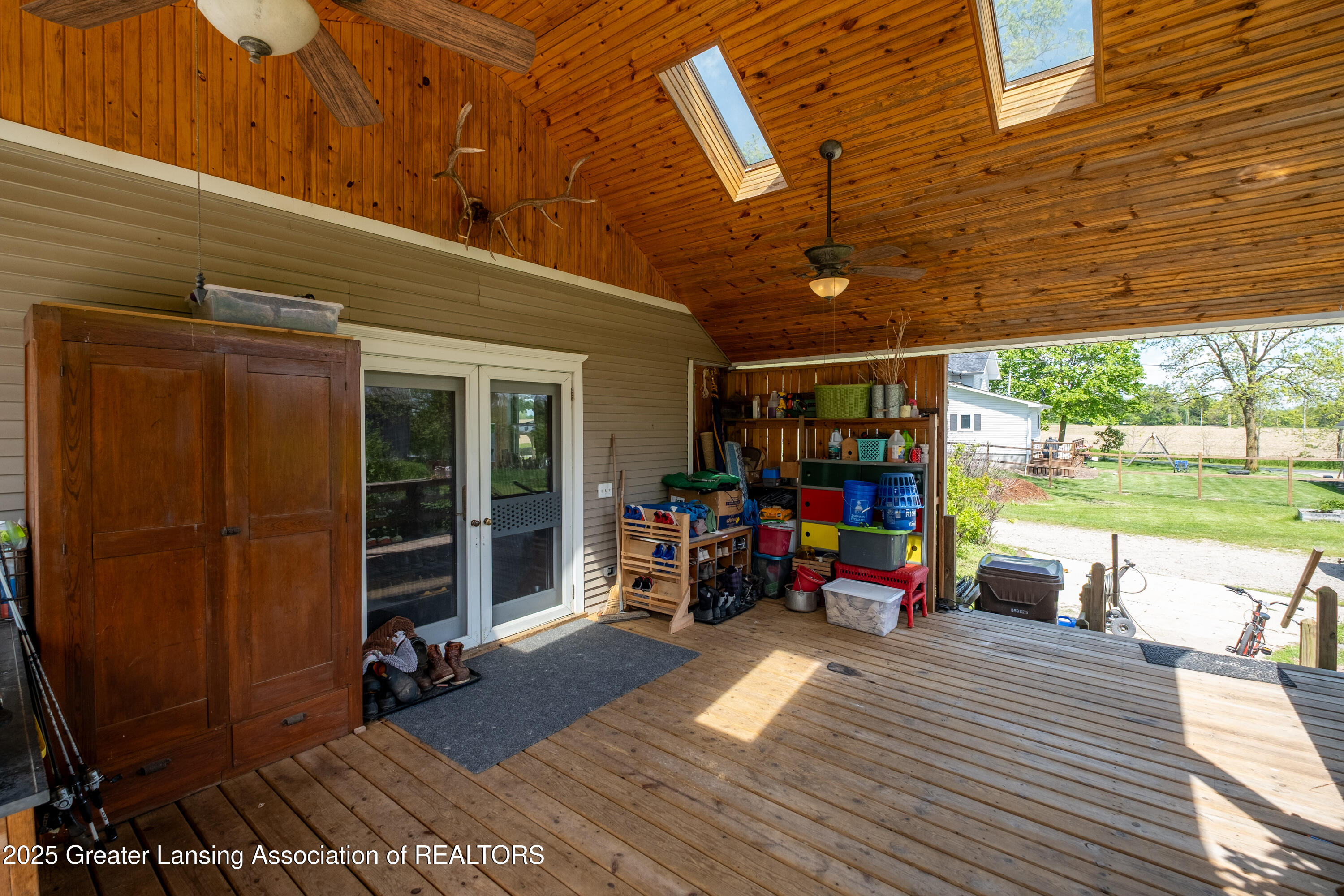 7761 West Herbison Road Dewitt, MI 48820 - Photo 32 of 61 7761_W_Herbison-1016