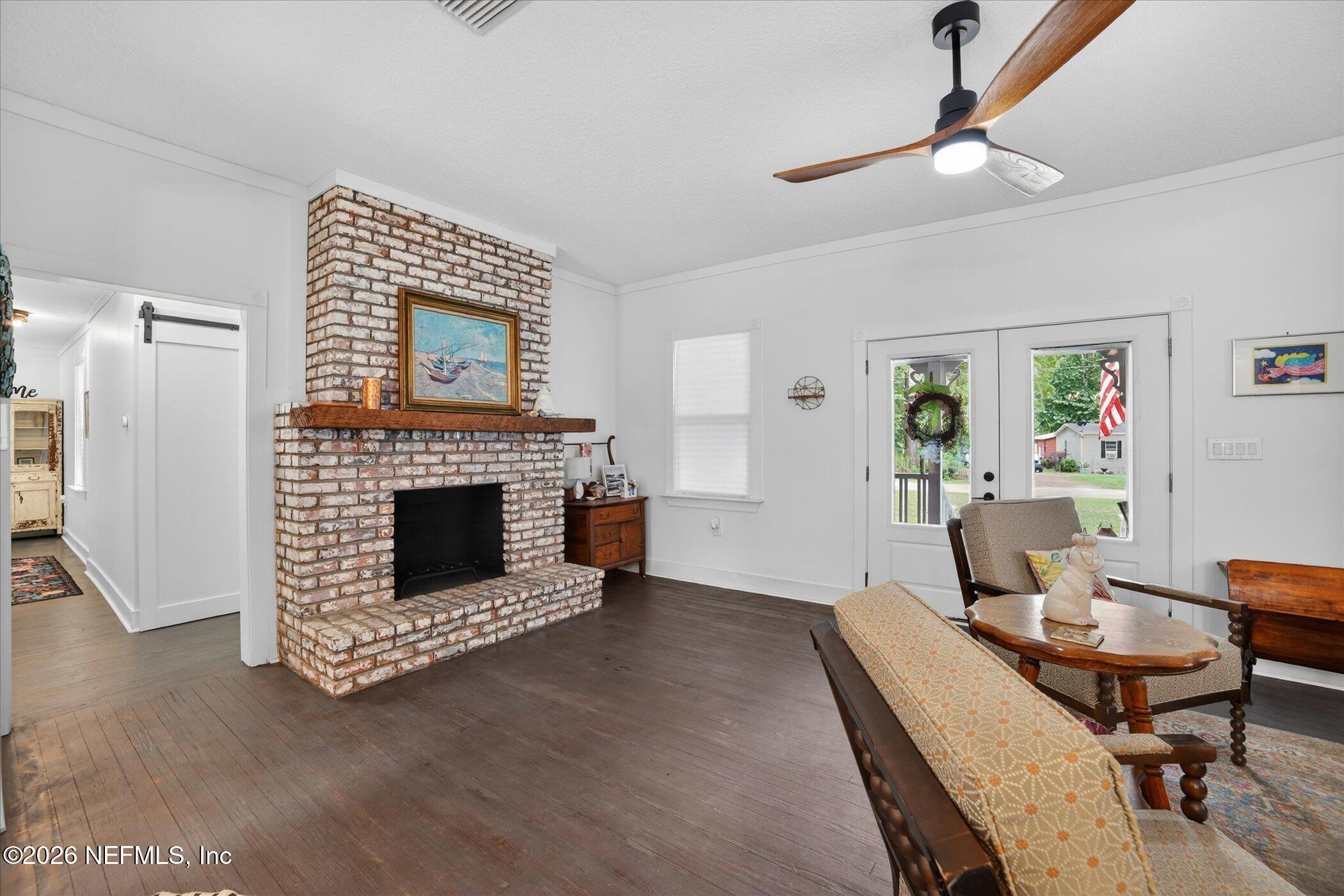 28180 Lake Hampton Road Hilliard, FL 32046 - Photo 6 of 28 Living Room