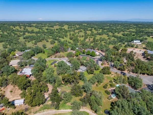$589,000 | 14965 Oak Knoll Drive, Red Bluff, CA 96080