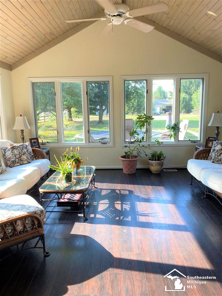 4235 Clegg Road Lambertville, MI 48144 - Photo 10 of 30 50020004-9.JPG