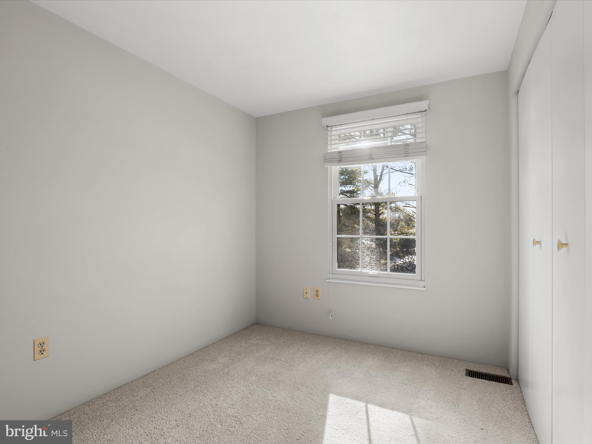 7971 Quail Court Glen Burnie, MD 21061 - Photo 32 of 52 an empty room with a window
