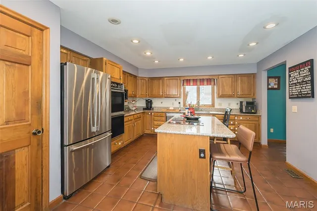 $330,000 | 115 Timberidge Drive, St. Peters, MO 63376