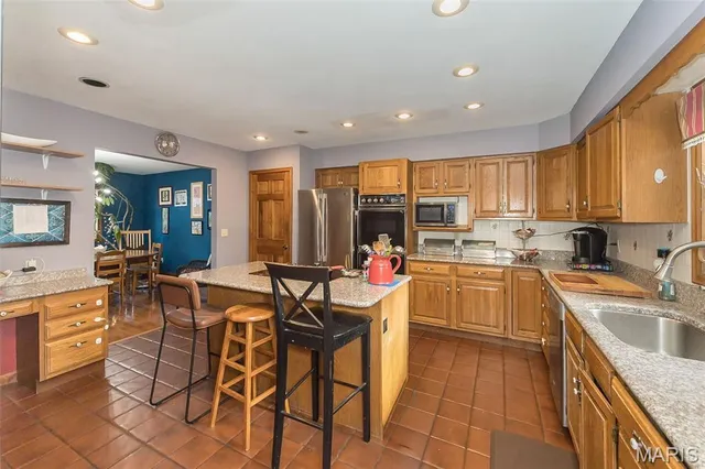 $330,000 | 115 Timberidge Drive, St. Peters, MO 63376