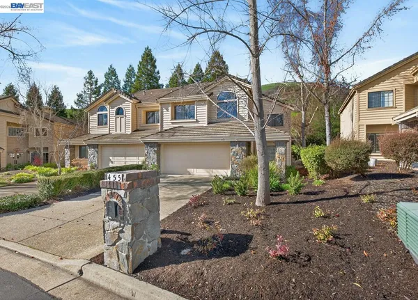 $1,249,000 | 455 Eagle Valley Way, Danville, CA 94506