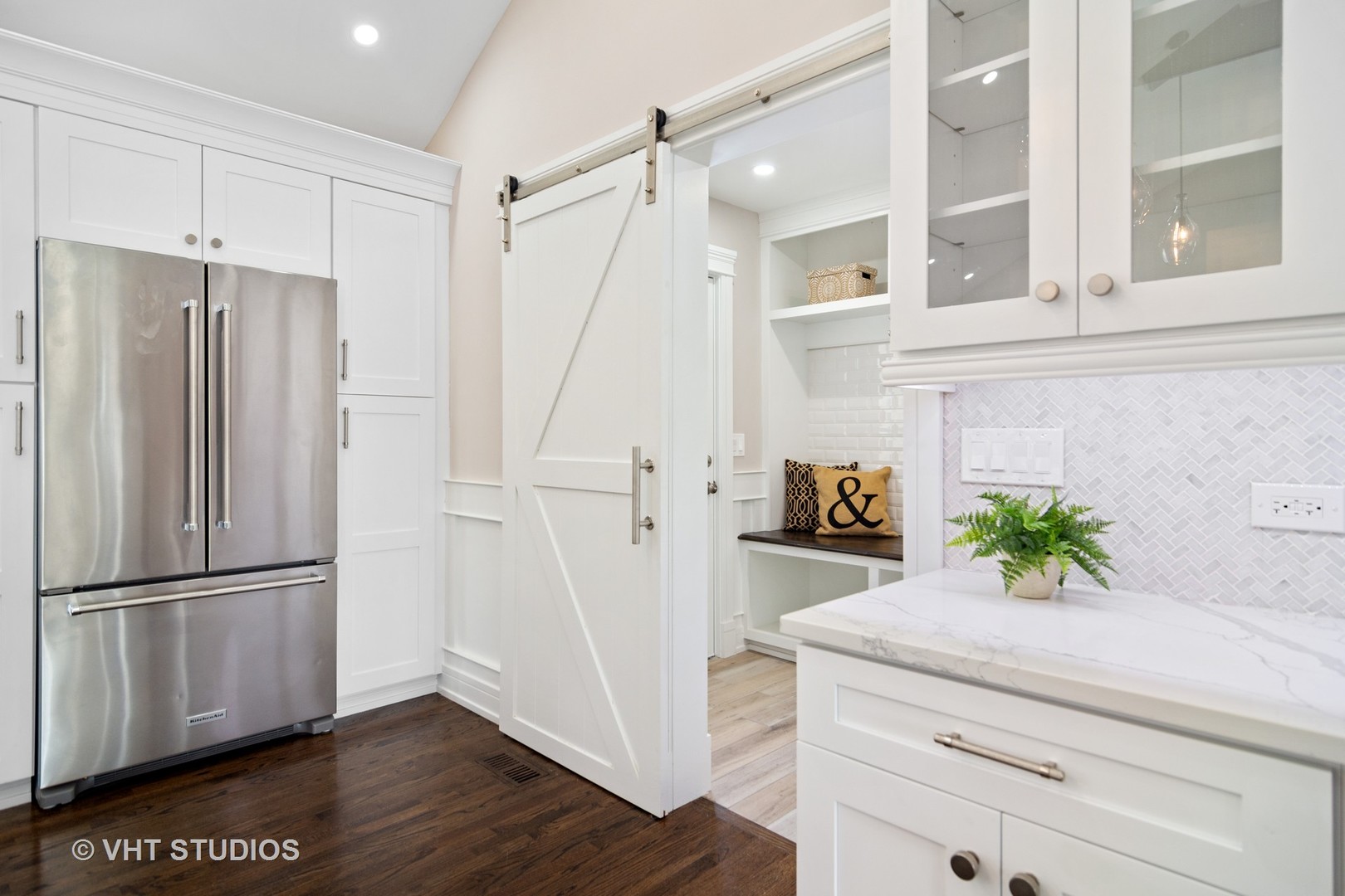 404 Cumnock Road Inverness, IL 60067 - Photo 25 of 34 a view of a hallway with wooden floor and staircase
