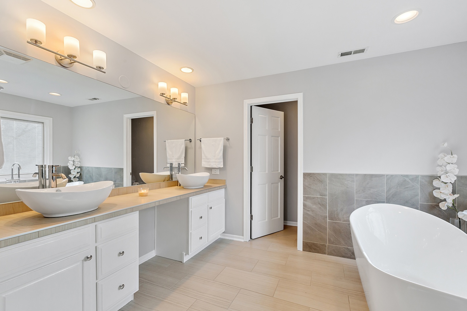 800 Blackhawk Lane Riverwoods, IL 60015 - Photo 19 of 31