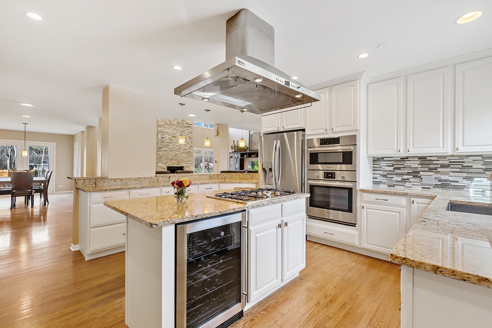 800 Blackhawk Lane Riverwoods, IL 60015 - Photo 4 of 31