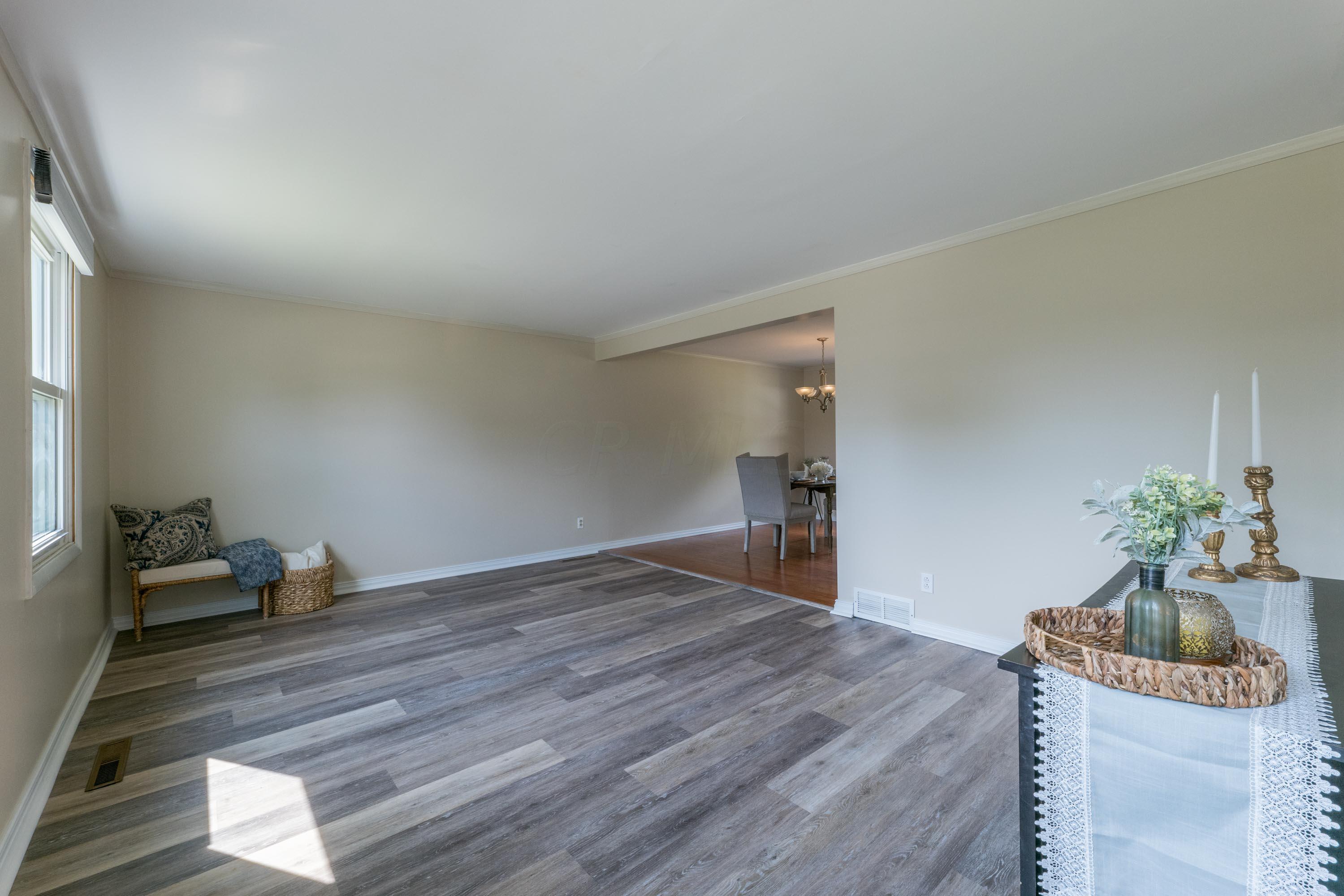 218 Allview Road Westerville, OH 43081 - Photo 6 of 67 Gallery Image 6