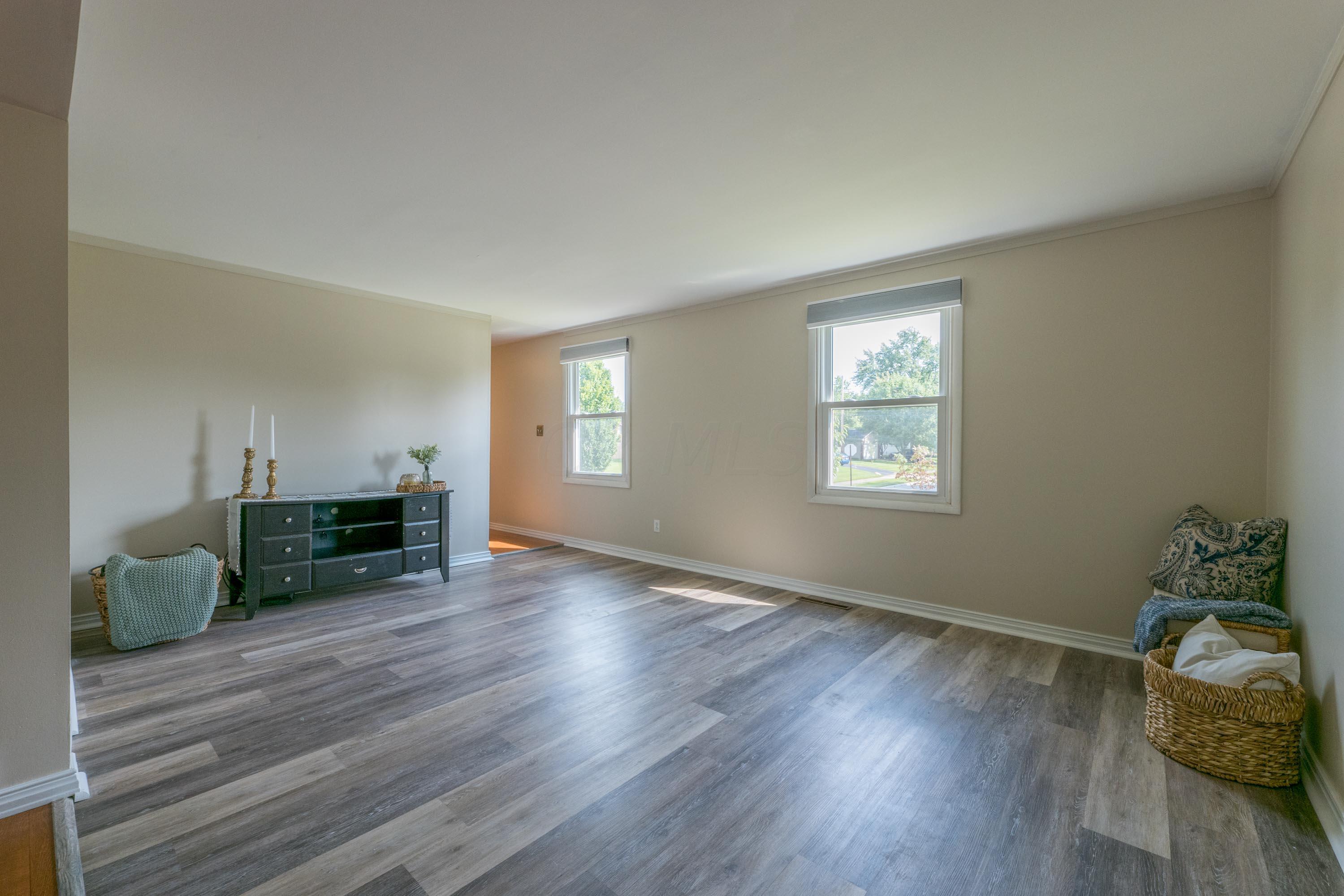 218 Allview Road Westerville, OH 43081 - Photo 8 of 67 Gallery Image 8