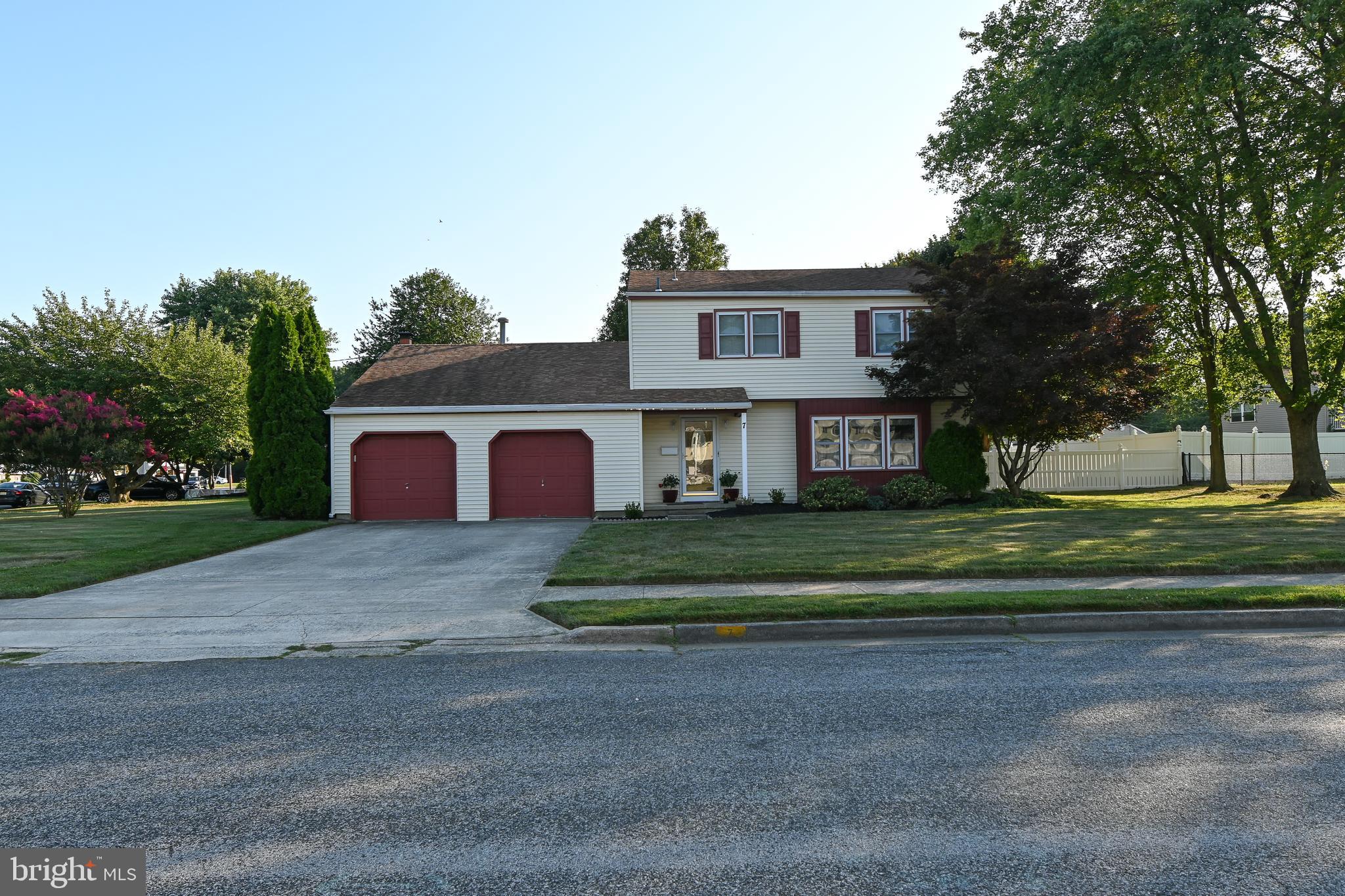 7 Old Forge Road Pennsville, NJ 08070 - Photo 3 of 52 Gallery Image 3