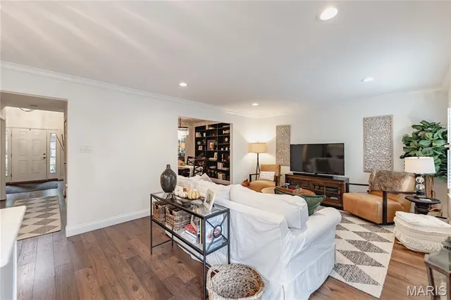 $400,000 | 5314 Kenrick Parke Drive, St. Louis, MO 63119