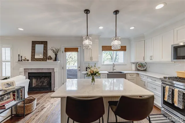 $400,000 | 5314 Kenrick Parke Drive, St. Louis, MO 63119