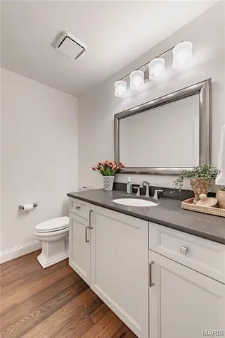 $400,000 | 5314 Kenrick Parke Drive, St. Louis, MO 63119