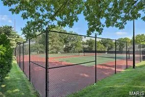 $400,000 | 5314 Kenrick Parke Drive, St. Louis, MO 63119