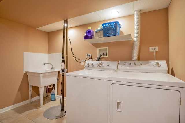1715 Colonial Lane Northfield, IL 60093 - Photo 11 of 15