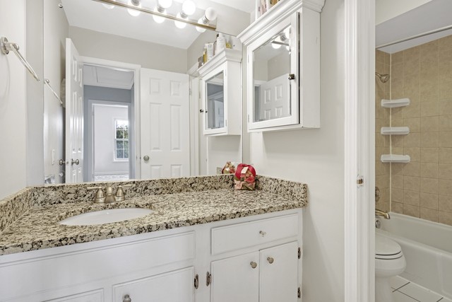 1715 Colonial Lane Northfield, IL 60093 - Photo 8 of 15