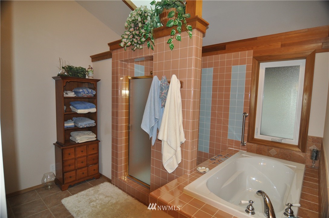 1303 Bakerview Road Lopez Island, WA 98261 - Photo 12 of 17