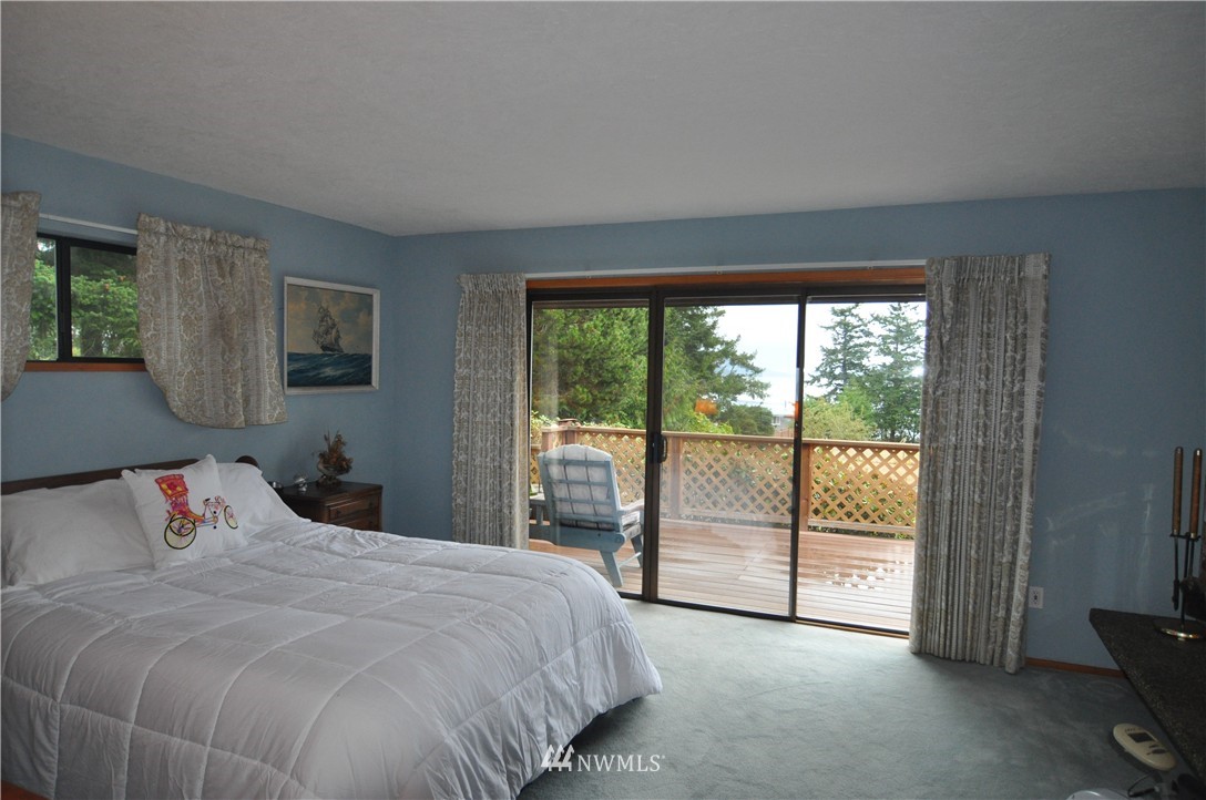 1303 Bakerview Road Lopez Island, WA 98261 - Photo 9 of 17