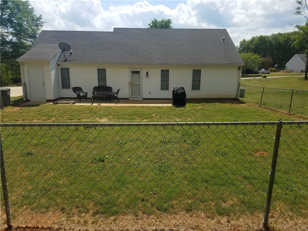110 P-4-81 Pendleton, SC 29670 - Photo 6 of 29