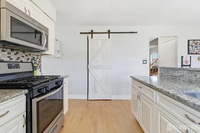 $475,000 | 6 Rodio Court, Sayreville, NJ 08872