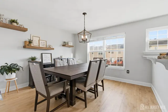 $475,000 | 6 Rodio Court, Sayreville, NJ 08872