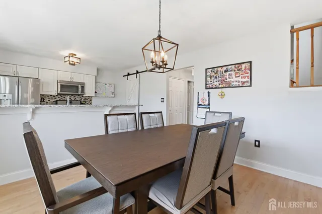 $475,000 | 6 Rodio Court, Sayreville, NJ 08872