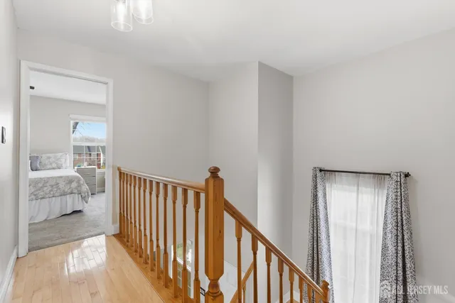 $475,000 | 6 Rodio Court, Sayreville, NJ 08872