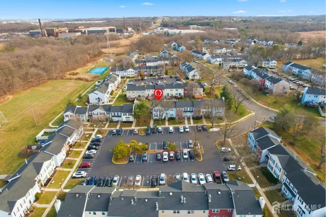 $475,000 | 6 Rodio Court, Sayreville, NJ 08872